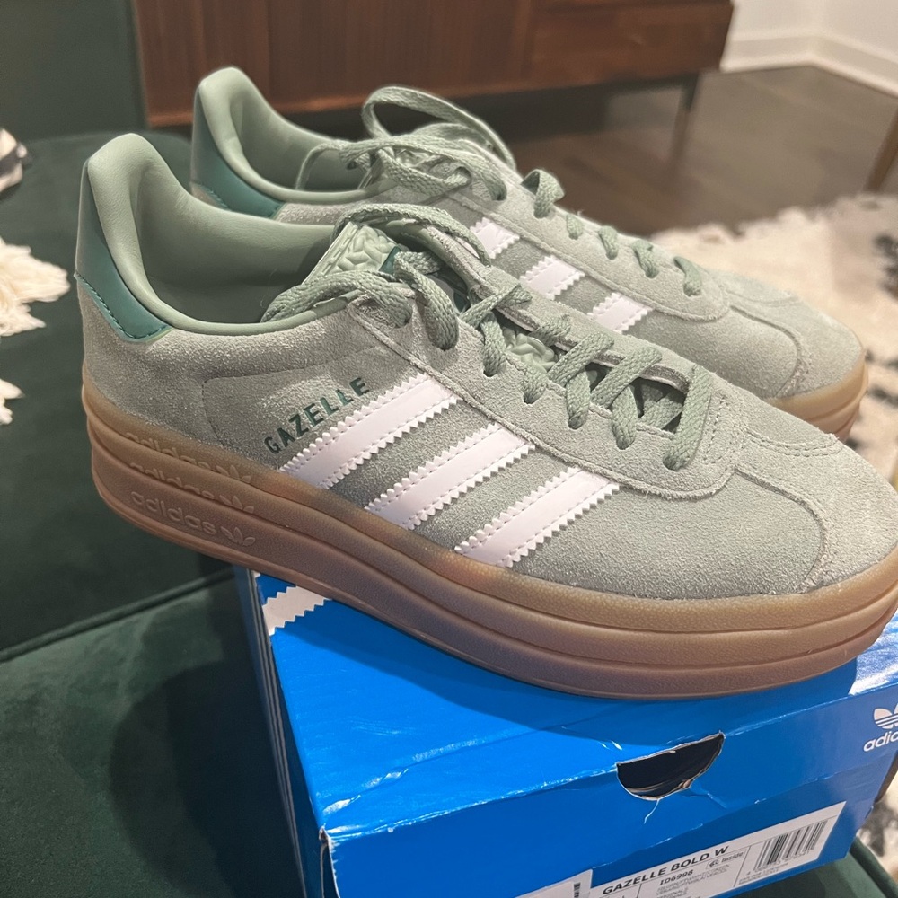 adidas Gazelle Sneakers Mint Green with White Stripes and Gum Sole